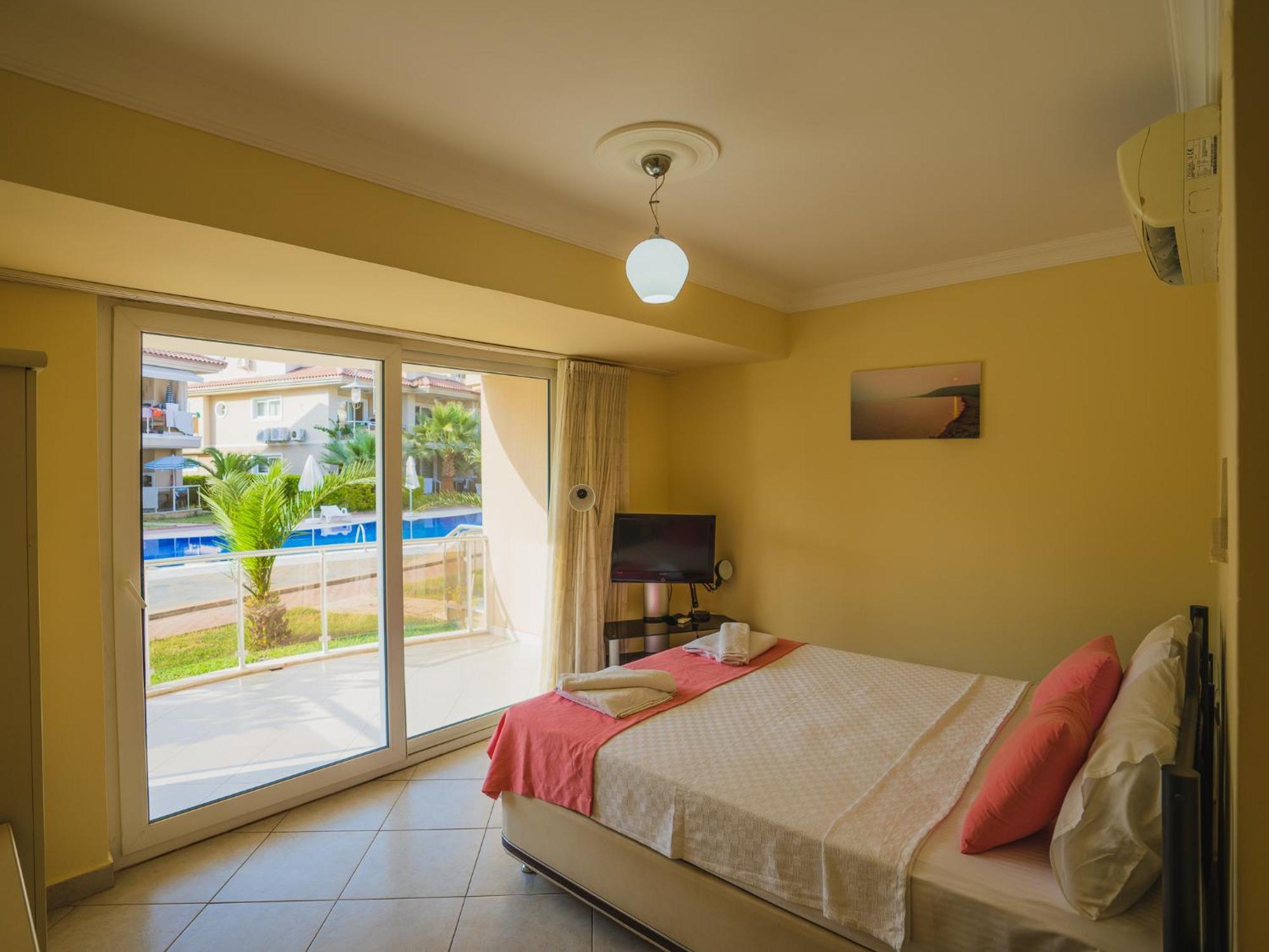 Sunset Beach Club Aqua Lettings Fethiye Exterior foto