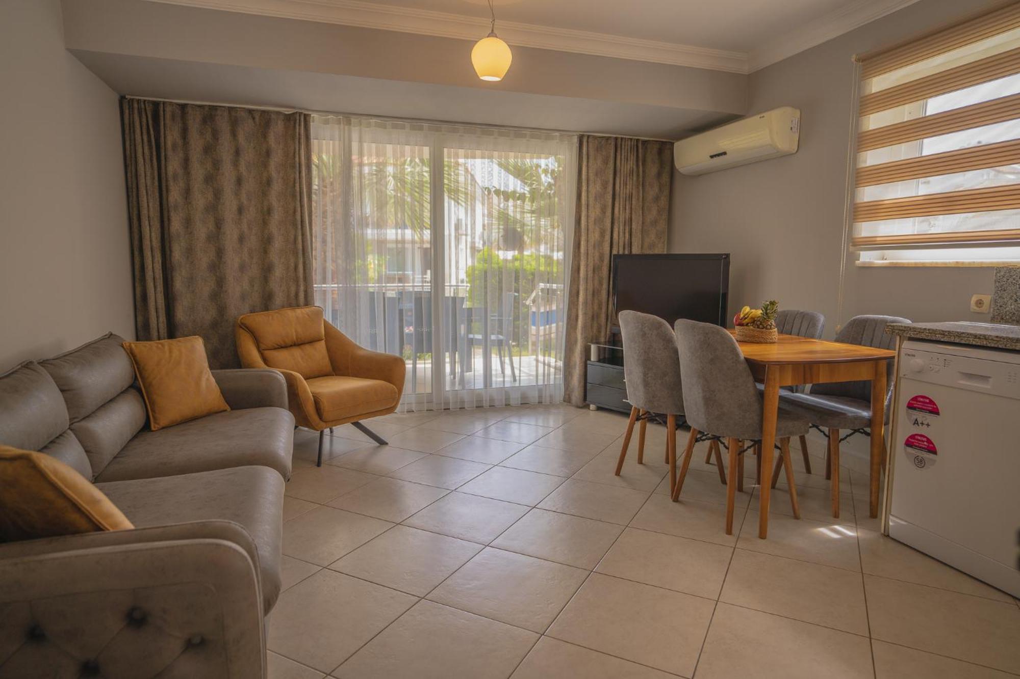 Sunset Beach Club Aqua Lettings Fethiye Exterior foto